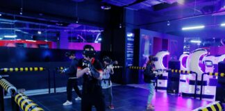 Trải nghiệm VR thương mại: Chọn mô hình để bán vé hiệu quả trai nghiem vr thuong mai chon mo hinh ban ve content image