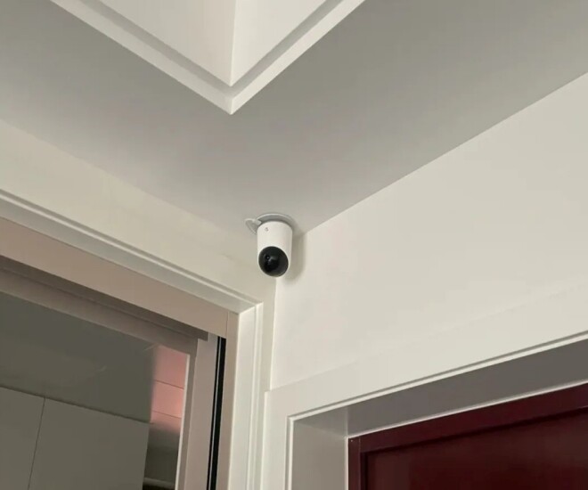 Camera an toàn khu vui chơi: 5 mẹo bố trí hiệu quả 2 Camera an toàn khu vui chơi được bố trí trên cao để bao quát khu vận động trẻ em